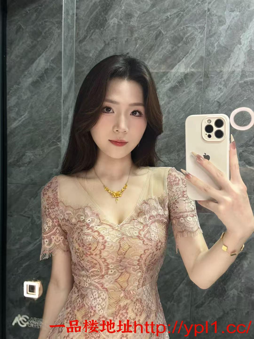 济南刚下海白嫩清纯小美女