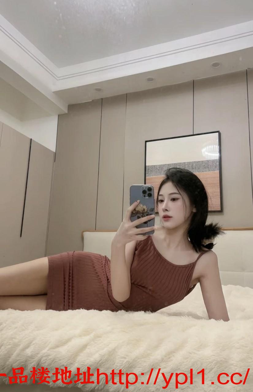 分享重庆刚破处兼职小妹叫声淫荡勾魂（可上门）