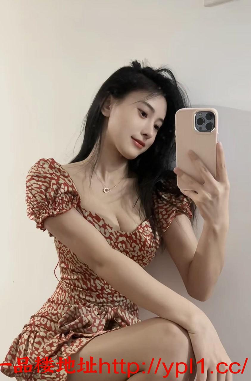 分享重庆刚破处兼职小妹叫声淫荡勾魂（可上门）