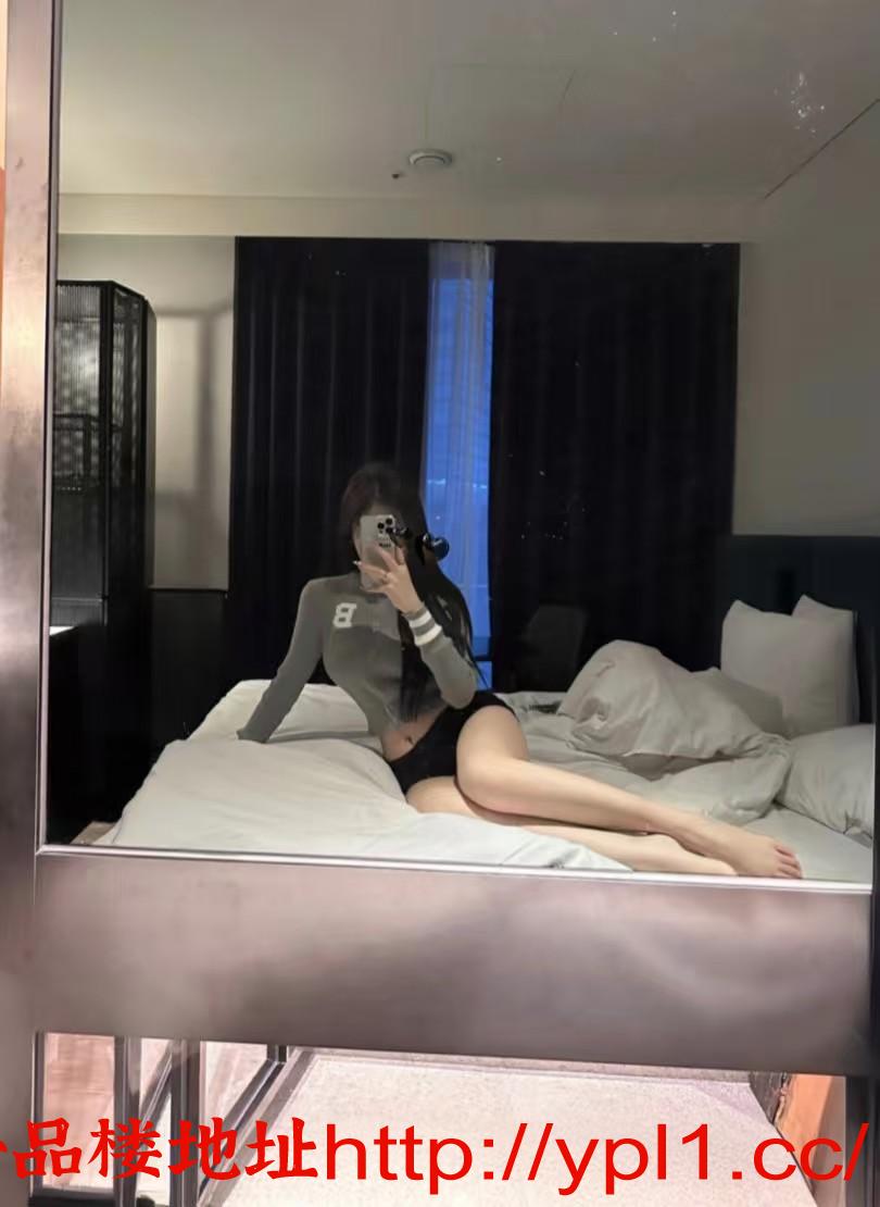 水嫩光滑小嫩妹自己公寓乖巧听话