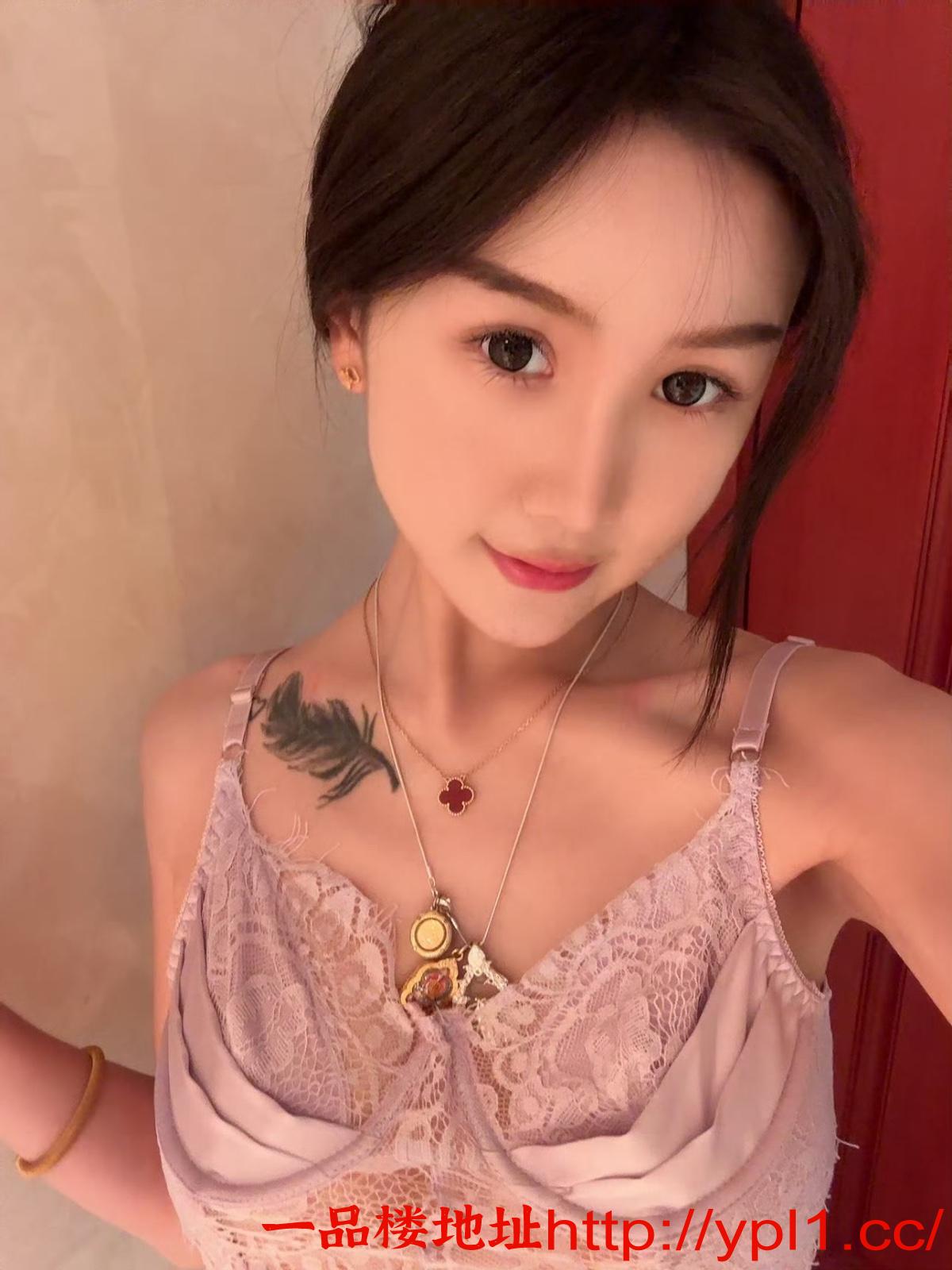 美乳兼职性感诱惑妹妹