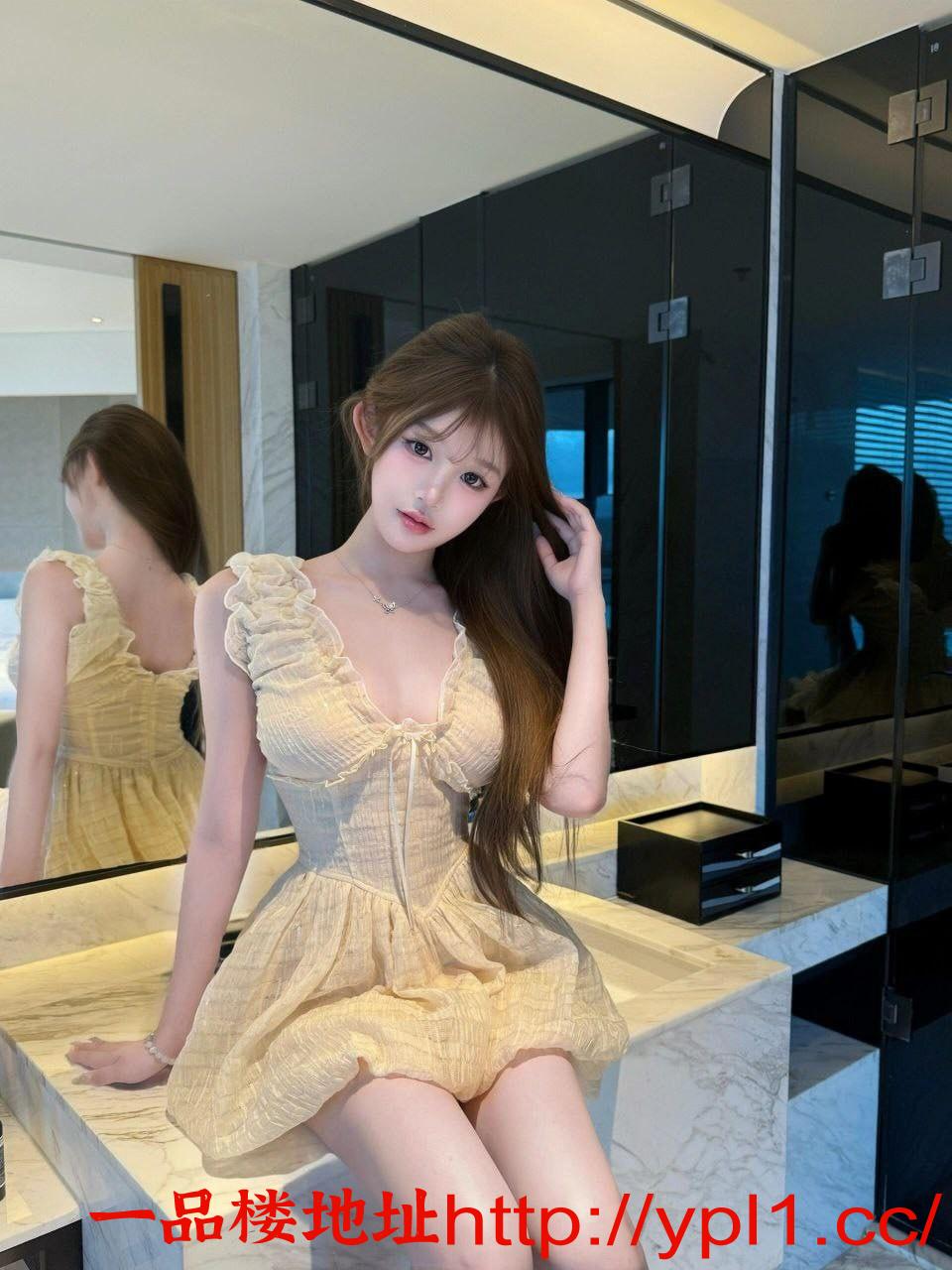 佛山刚破处兼职小妹三点红润淫荡听指挥（可上门）