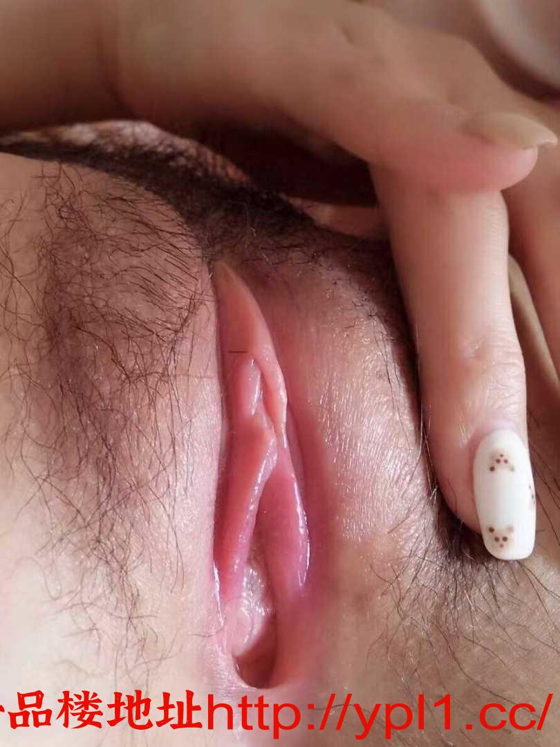 刚破处下海学生萝莉太紧了值得一试