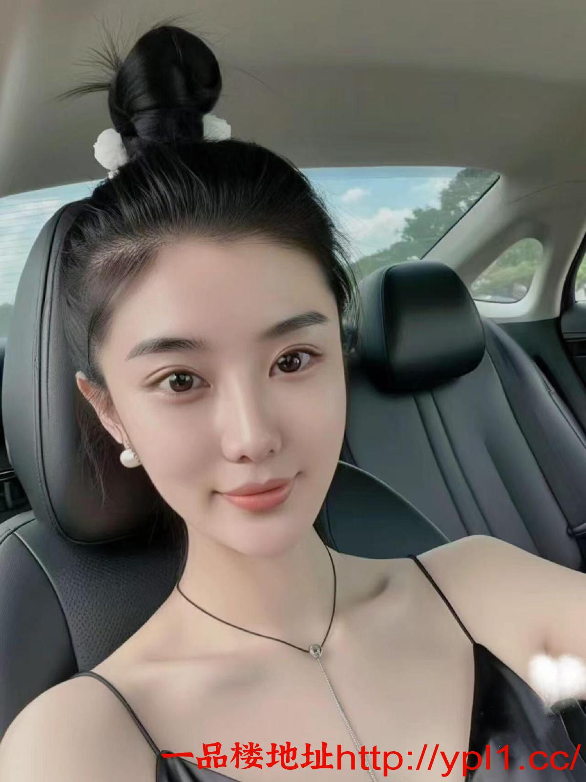 初次体验性感人妻下海