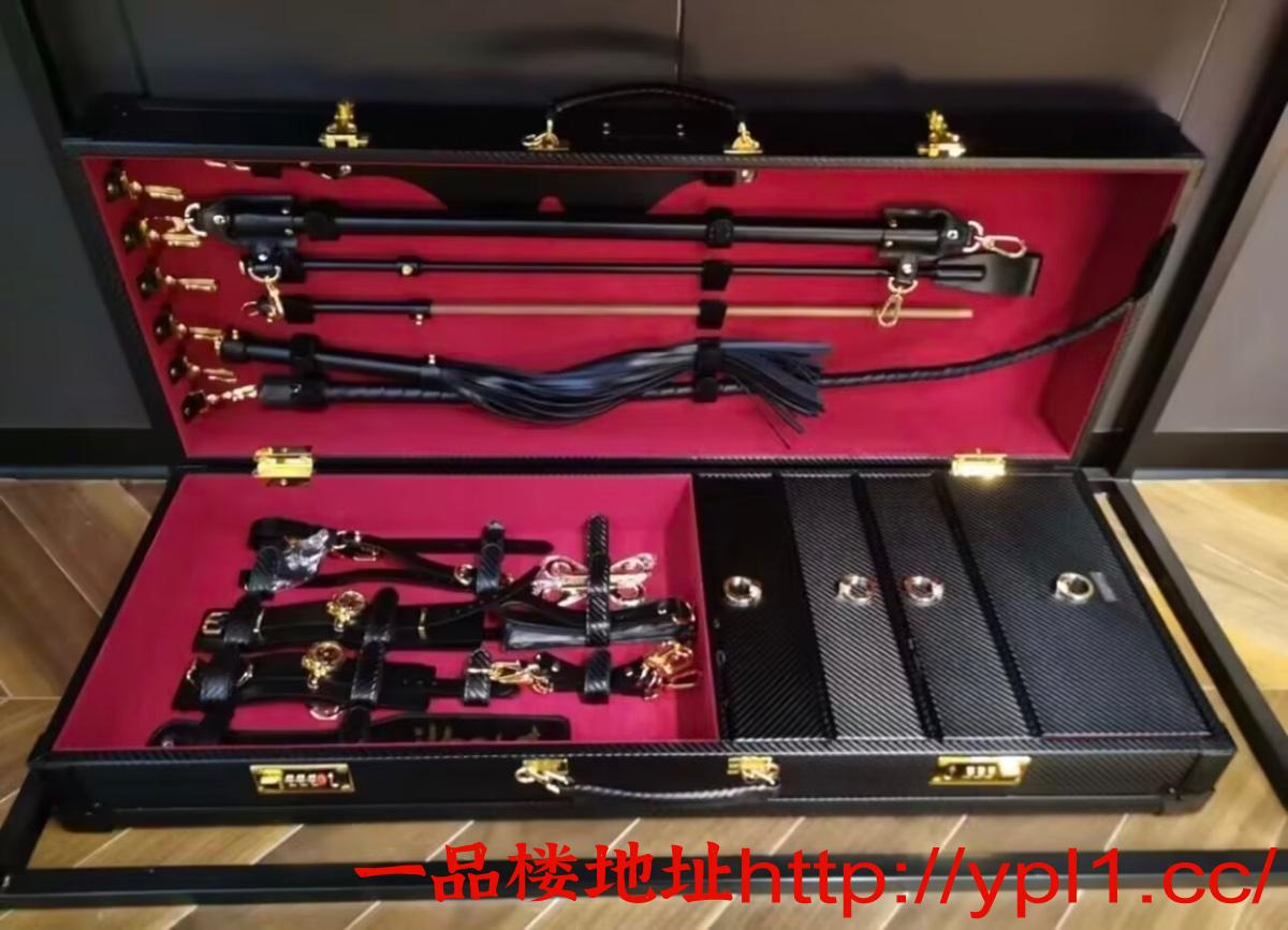 西安重度SM啪啪啪可录视频吃精子白虎妹