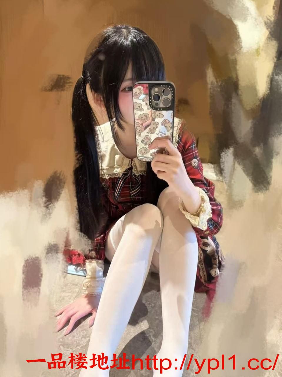 白虎萝莉刚刚下海下面很紧