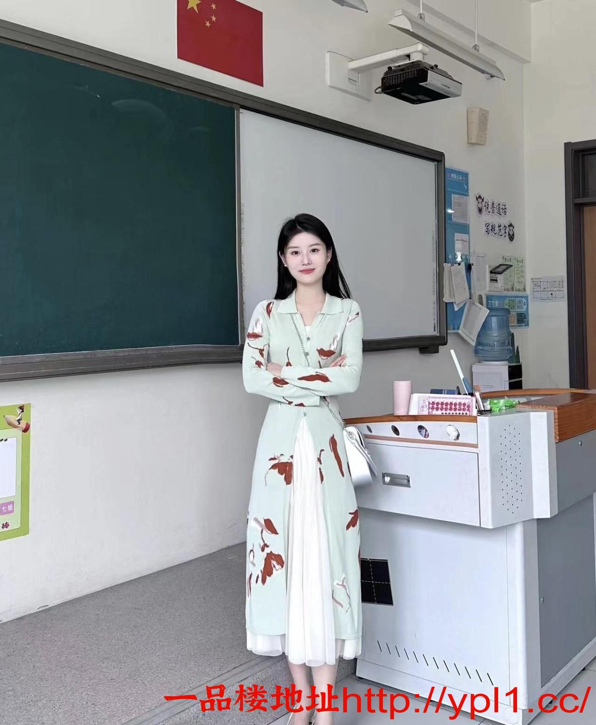 师范女大学生刚下海的妹妹随便操S身材粉嫩