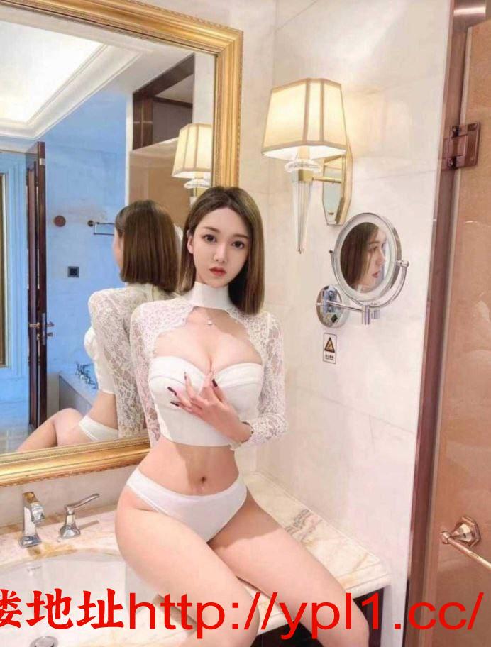 同城会所兼职小妹妹！可酒店可到她个人公寓