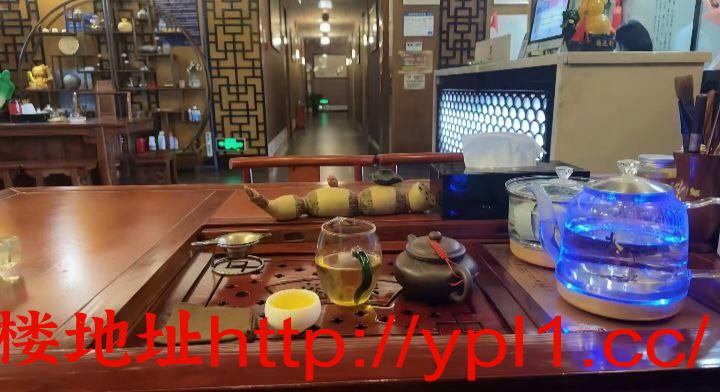 同城会所兼职大长腿风骚姐姐口活技术很棒！