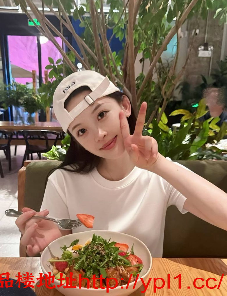 汕头瑜伽妹妹蜜桃臀