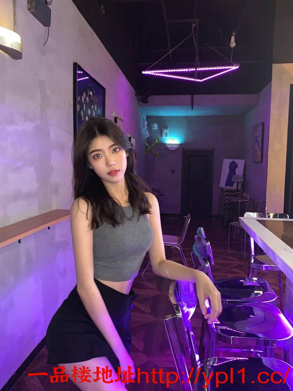 全是优点腿好长身材不胖不瘦真的好顶