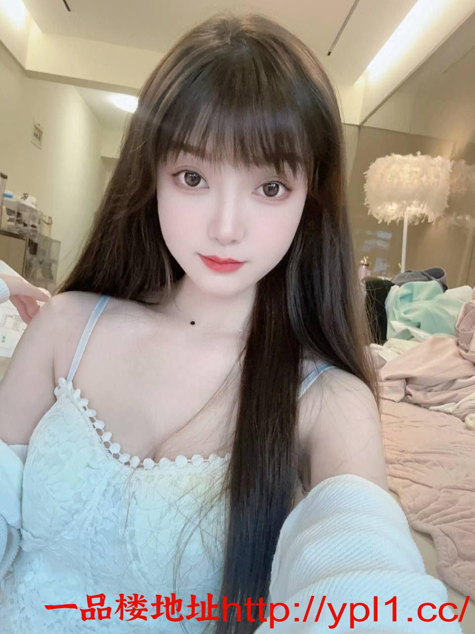 广州巨乳粉嫩白虎妹妹