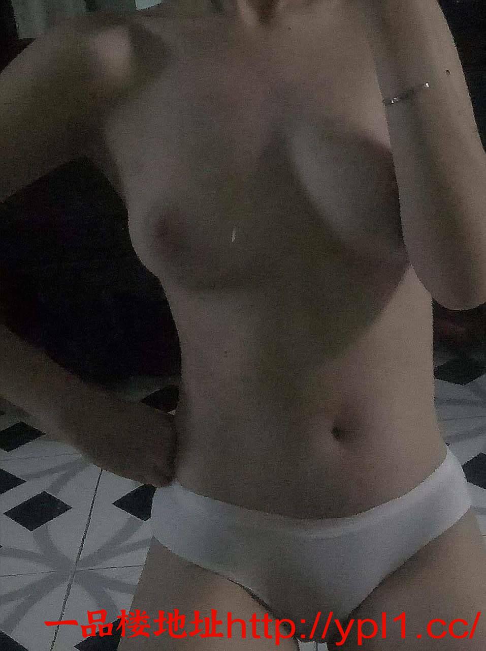 分享东莞市05后在校学妹极品身材兼职在外租房（可学生证明可上门）