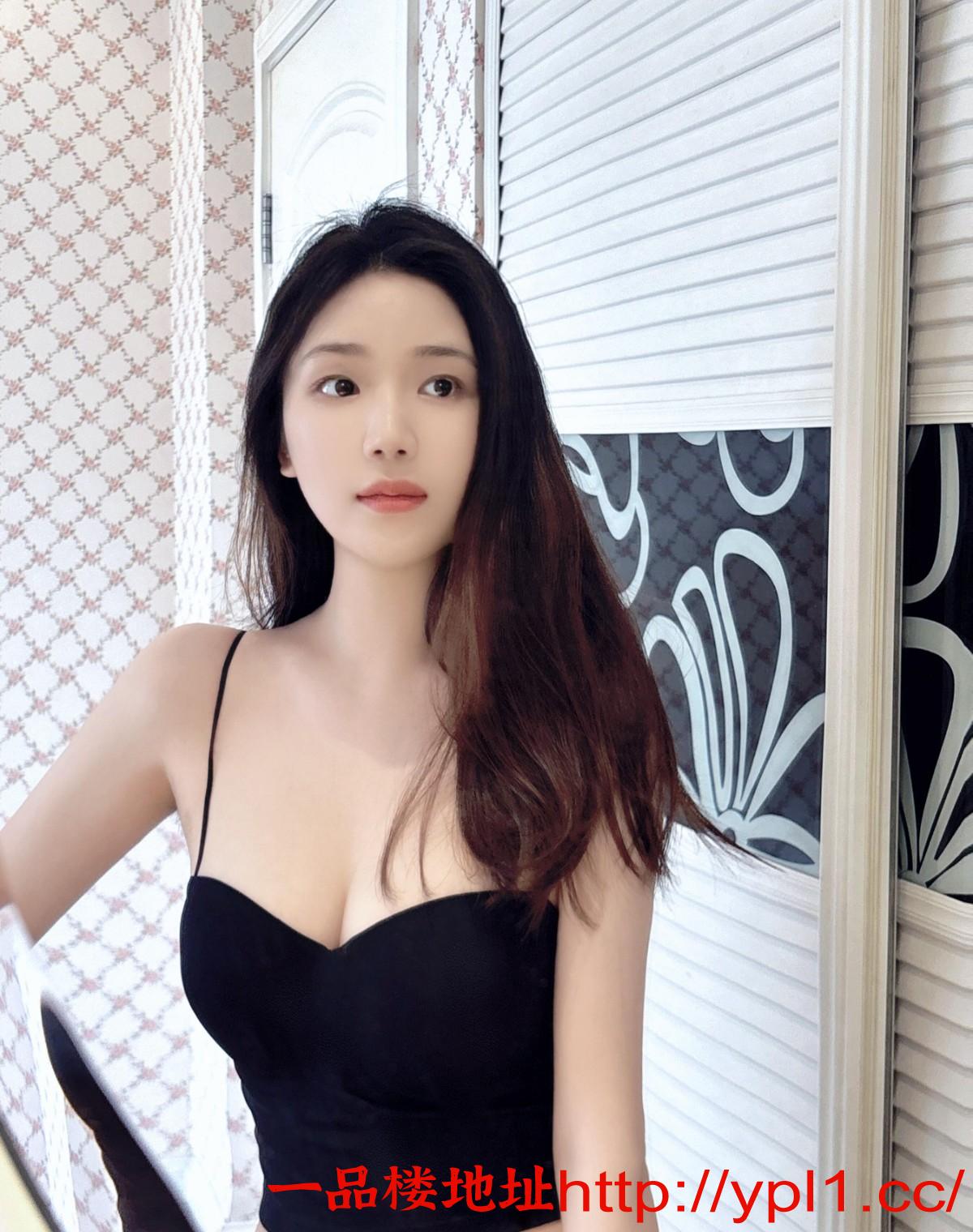 镇江白虎后入天花板这屁股小穴超紧听话水特别多（自带公寓可外出）