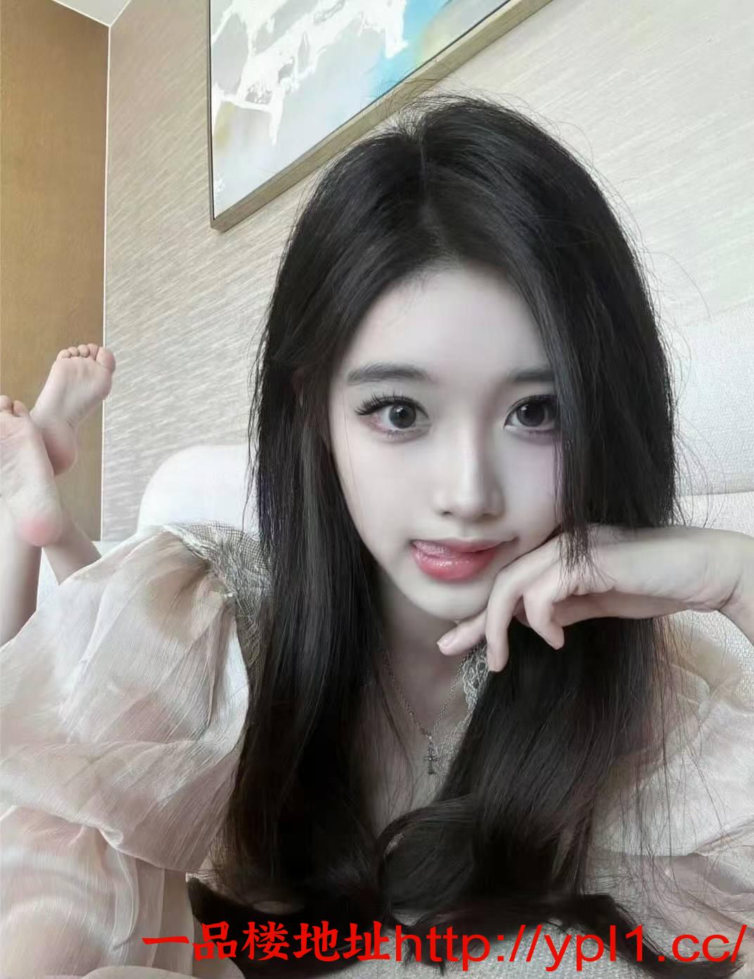 邻家妹妹刚下海兼职逼紧呻吟勾魂可外出