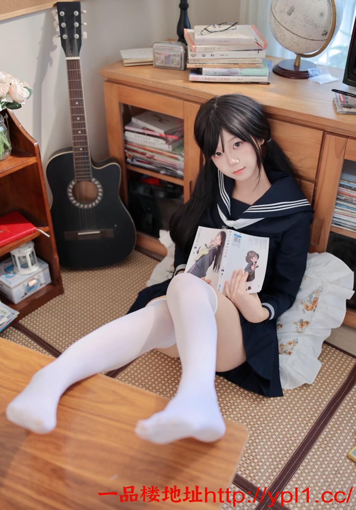 青岛喜欢穿丝袜的小萝莉一碰就湿乖巧配合水润又紧夹