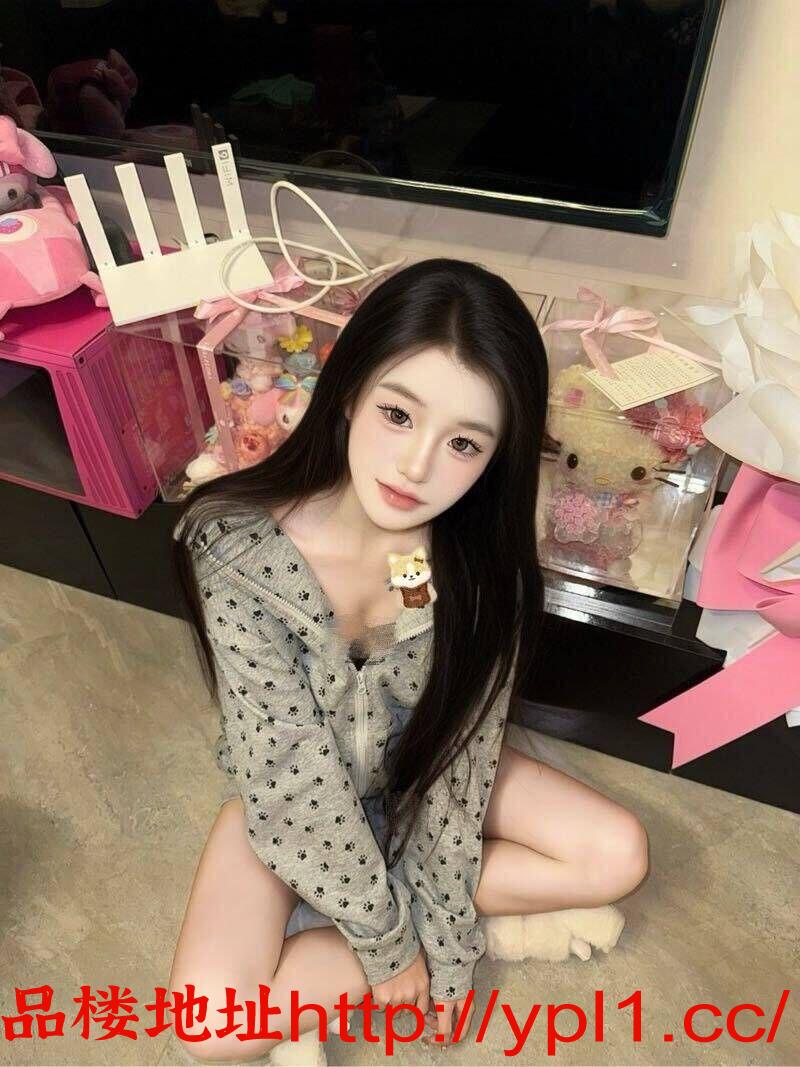 学生妹兼职小穴超级粉嫩水超多