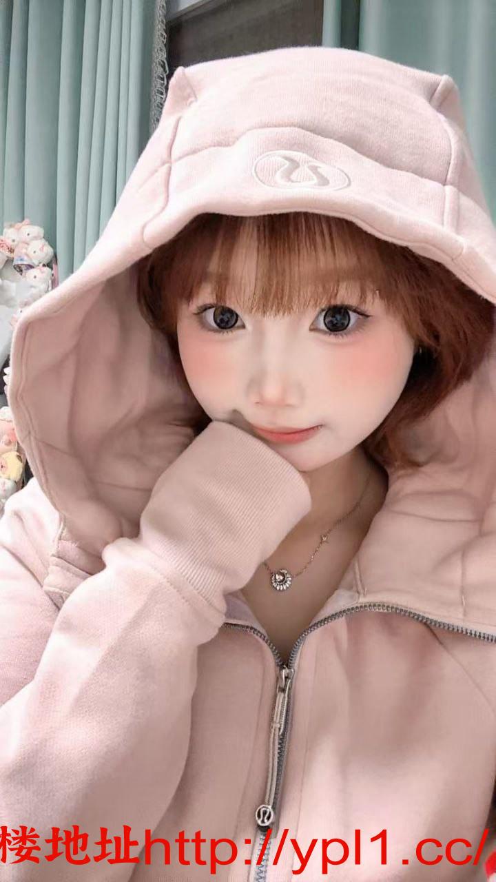 05年学生妹兼职温柔体贴蜜桃穴紧水多