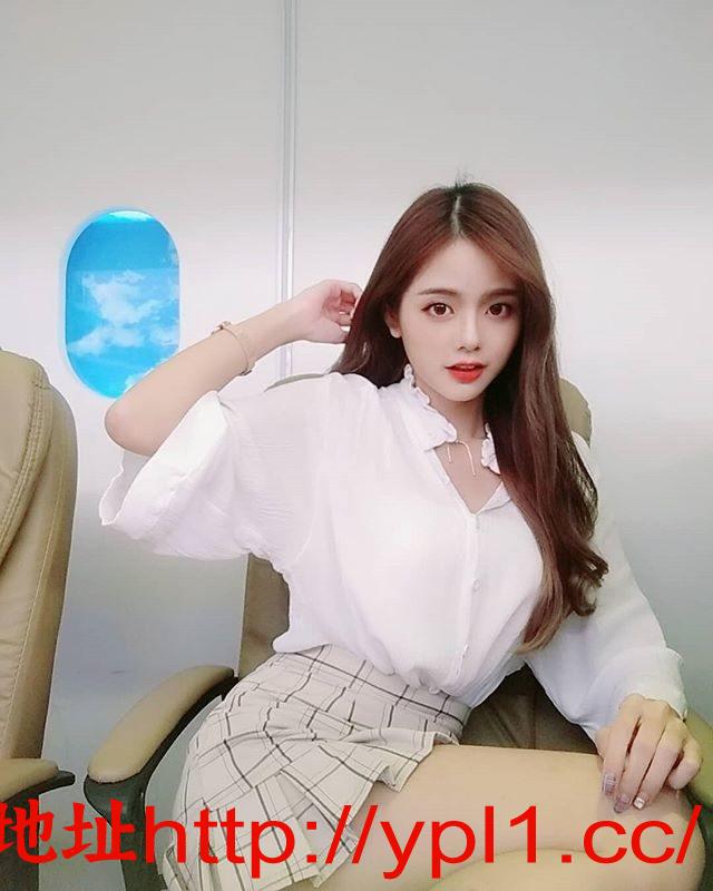 #刚下海妹子#极品黑木耳，奶大屁股大易高潮