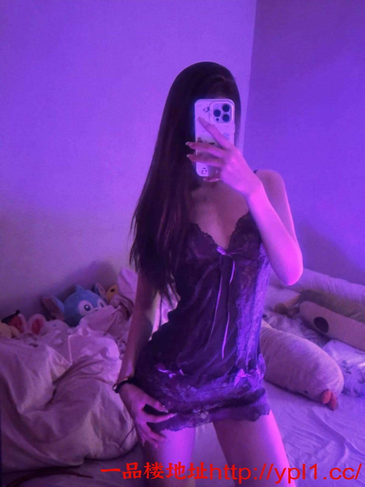 刚下海的清纯嫩妹，三点粉耐操