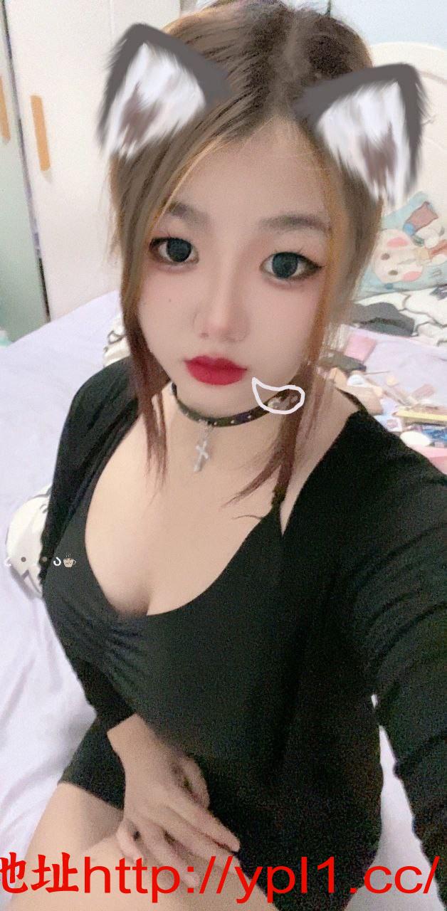 邻家少妇，服务可以，会所全套服务，屁股有肉，服务全，奶子大。