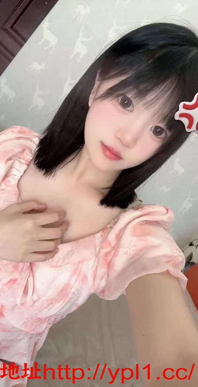 极品颜值反差高中生性感女神