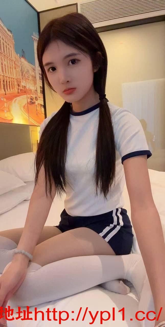 超绝神颜美少女校花级别的女神