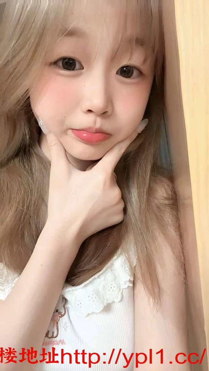 嫩妹还可以，可以陪着聊天不怯场冷场，萝莉身高，服务简单，口的也很简单