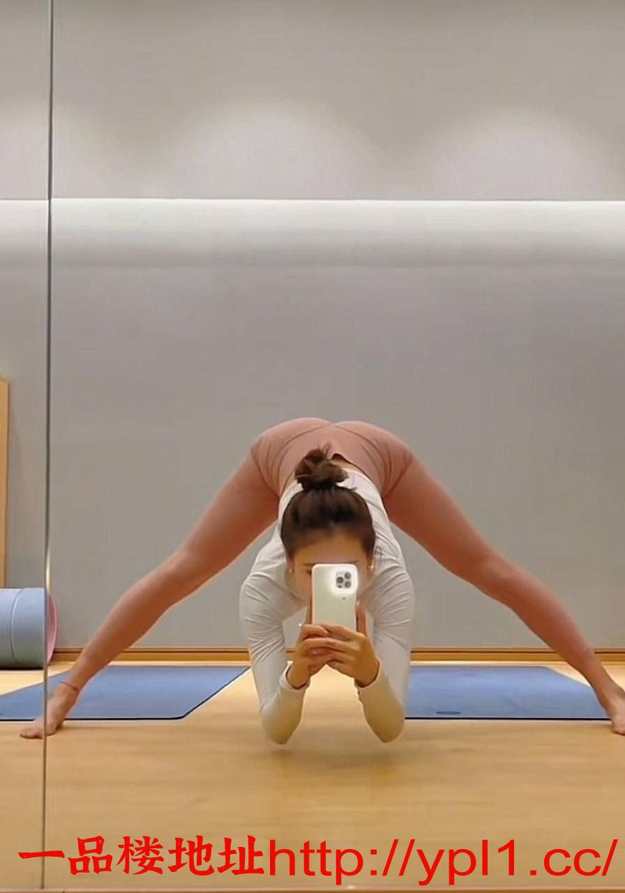 萝莉白虎一线天馒头逼