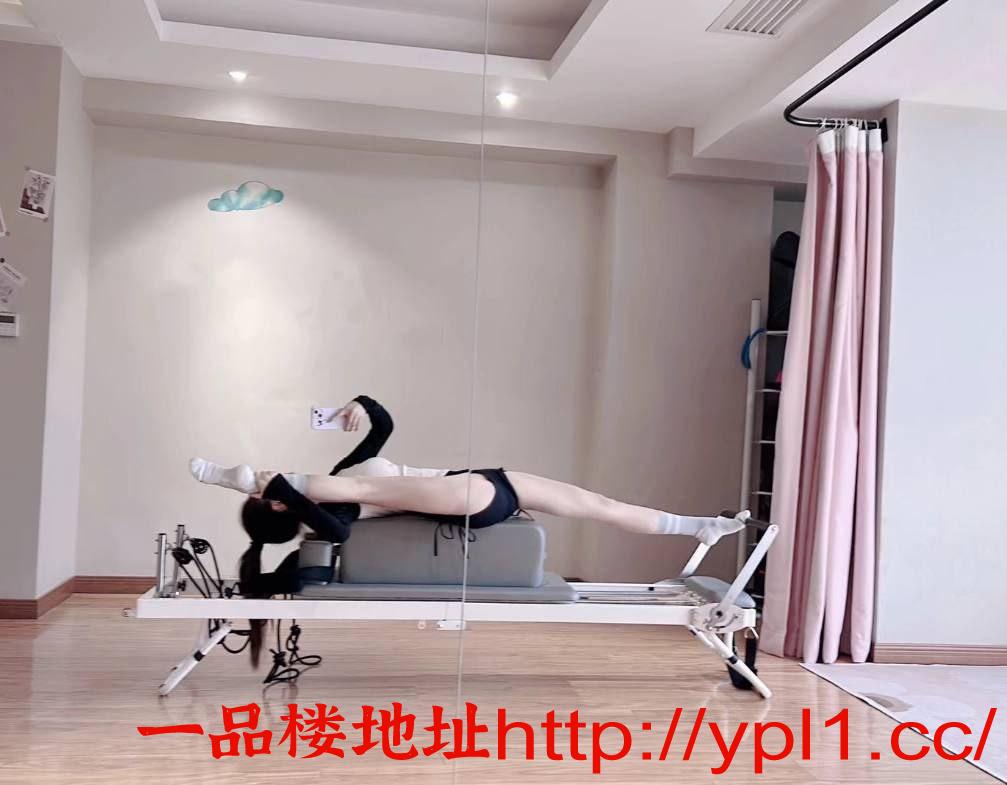 女大学生粉红逼逼,多水会夹,听话又敏感,