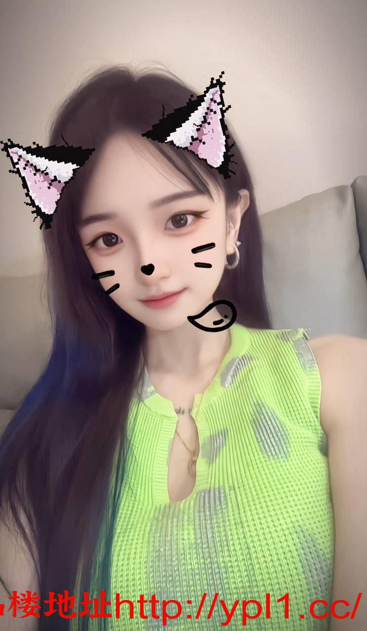 甜美可爱萝莉学生妹兼职舞蹈生会一字马