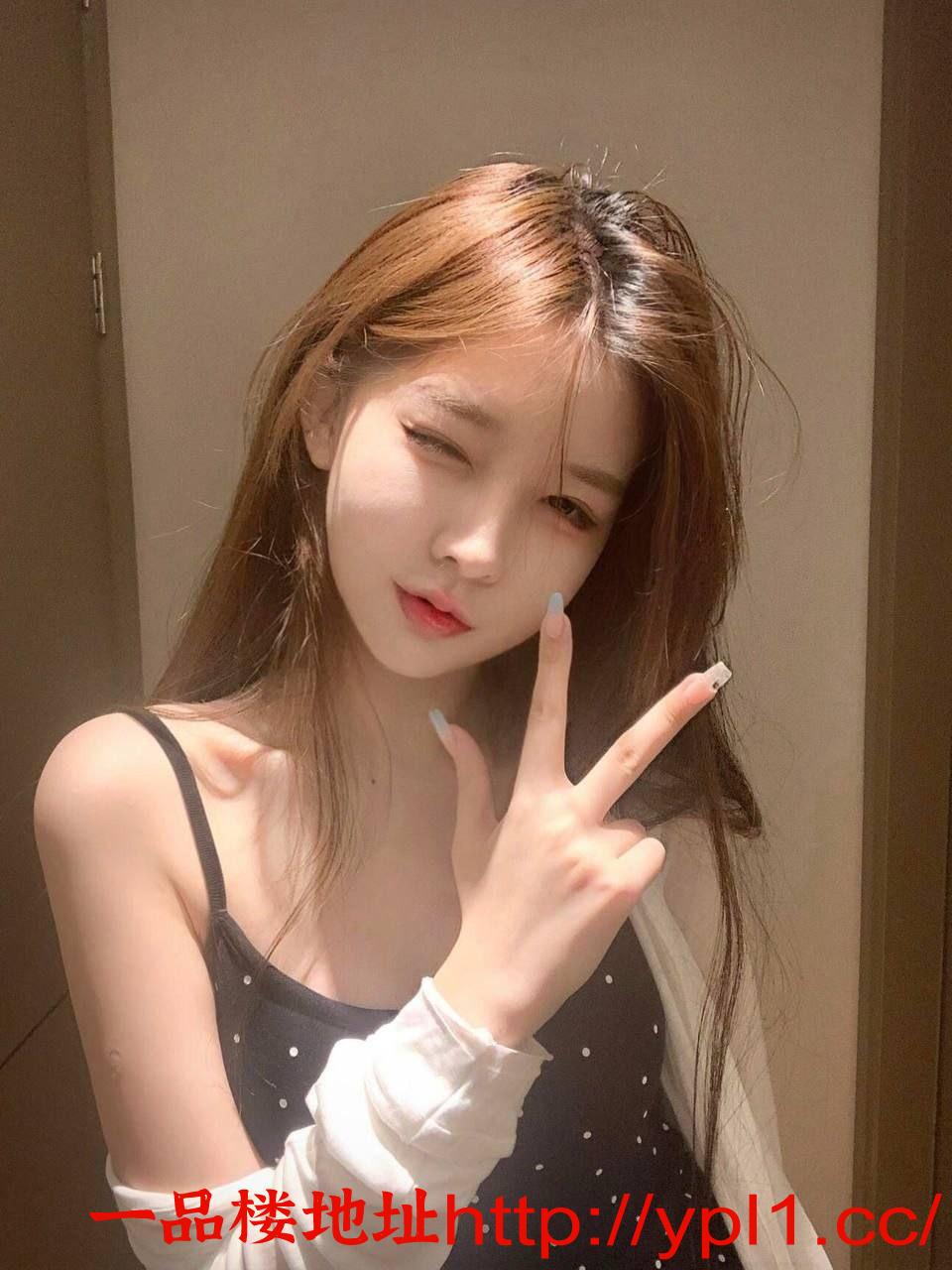 【山东】蜜桃美臀妹子刚做不久，逼紧水多，叫声销魂(有报告可内射)