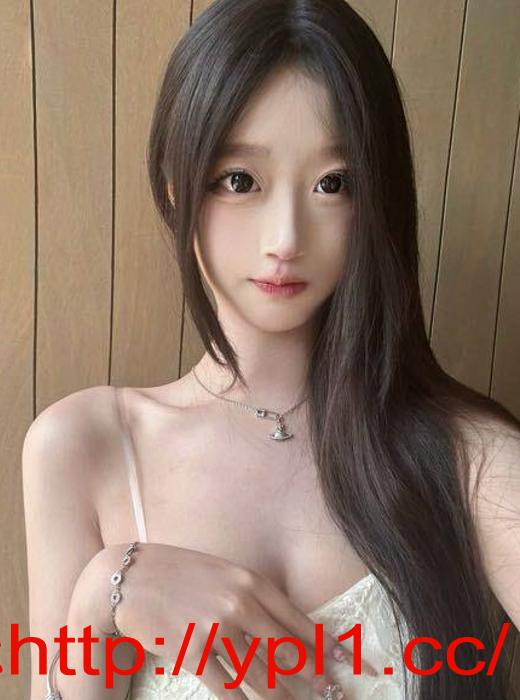 【湖南】身材一流，非常粉嫩甜妹用力顶到最深发射(有报告可内射)