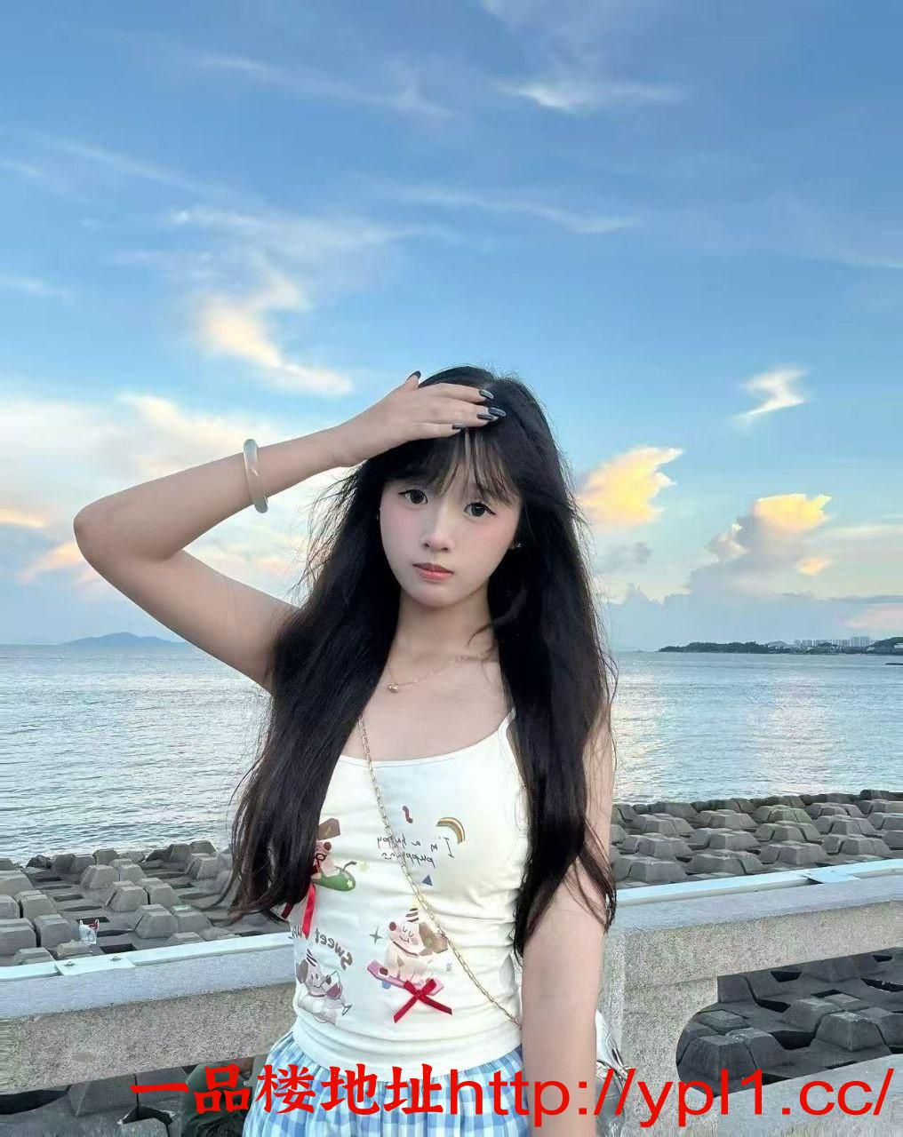 【湖北】制服诱惑卫校实习小妹，蝴蝶型鲍鱼水嫩多汁（可内射有体检）