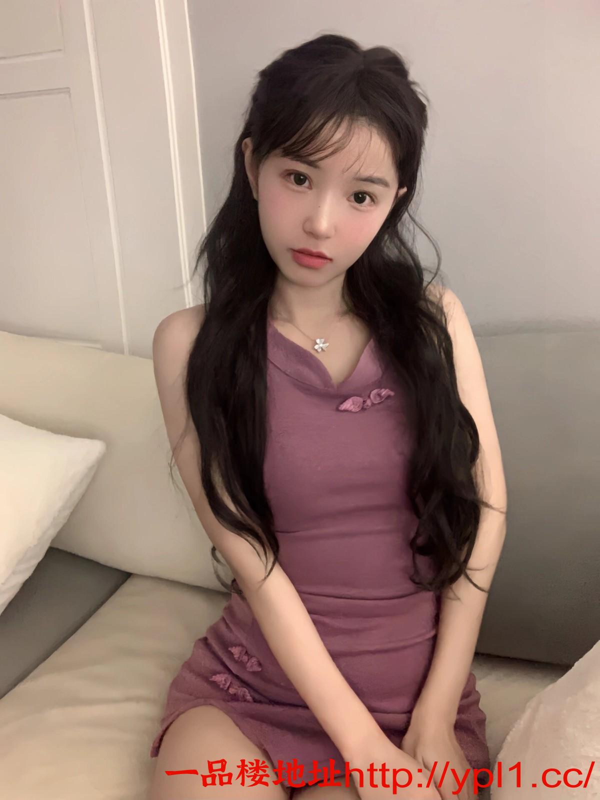 粉嫩鲜鲍喷水多的性感情趣美女