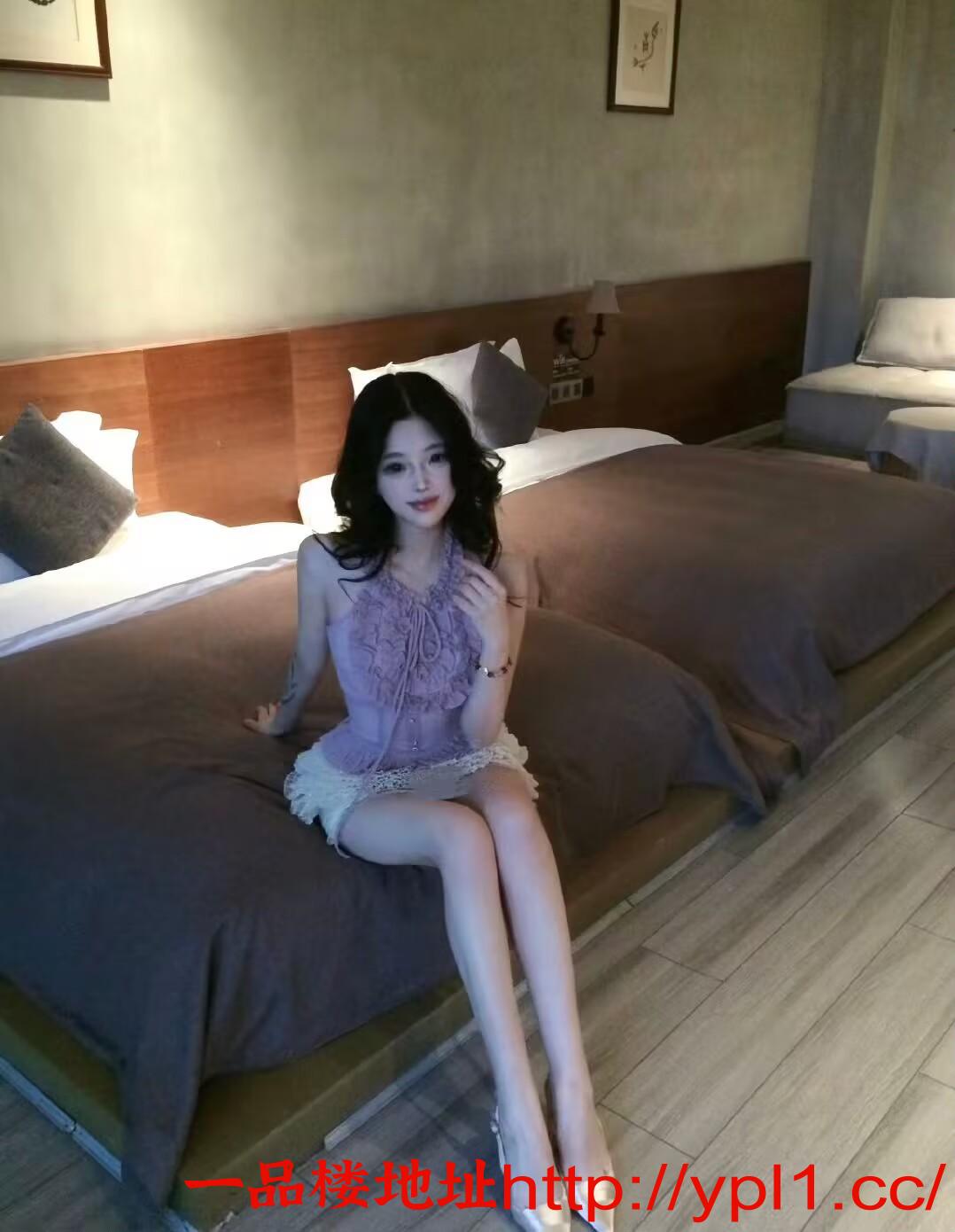 清纯少女水多易高潮鲍鱼B