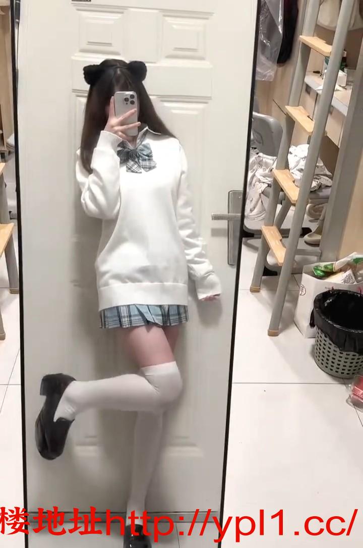 极品jk小萝莉穴紧汁多