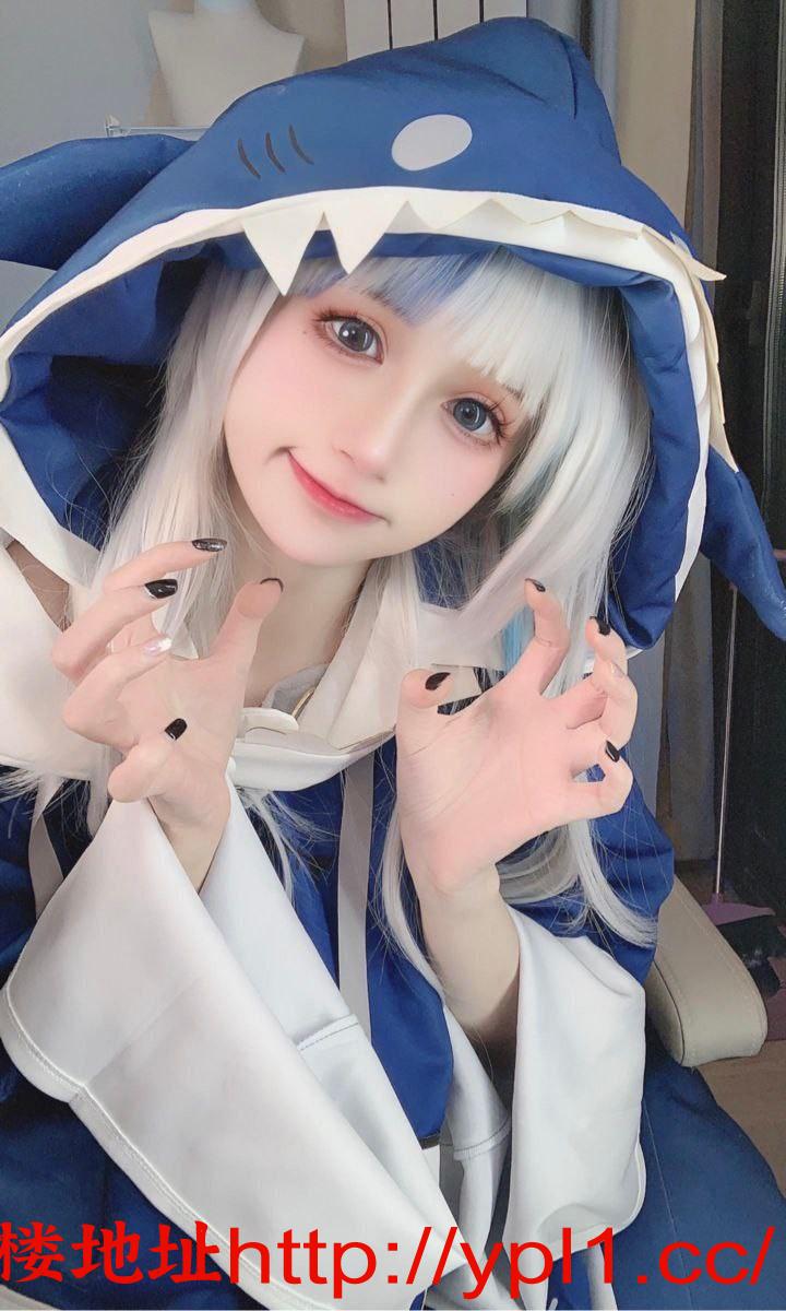 四川18岁高中生cos角色扮演出来兼职只因性欲强男朋友满足不了