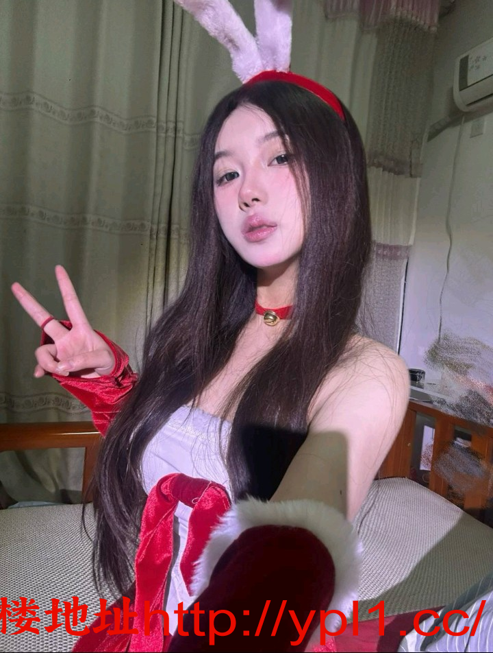 长腿妹妹，馒头一线天，汁多嫩滑，你喜欢的我都有给你初恋的感觉，假直接赔，支持验证