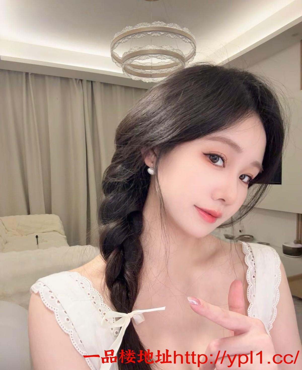 颜值正点的妹妹