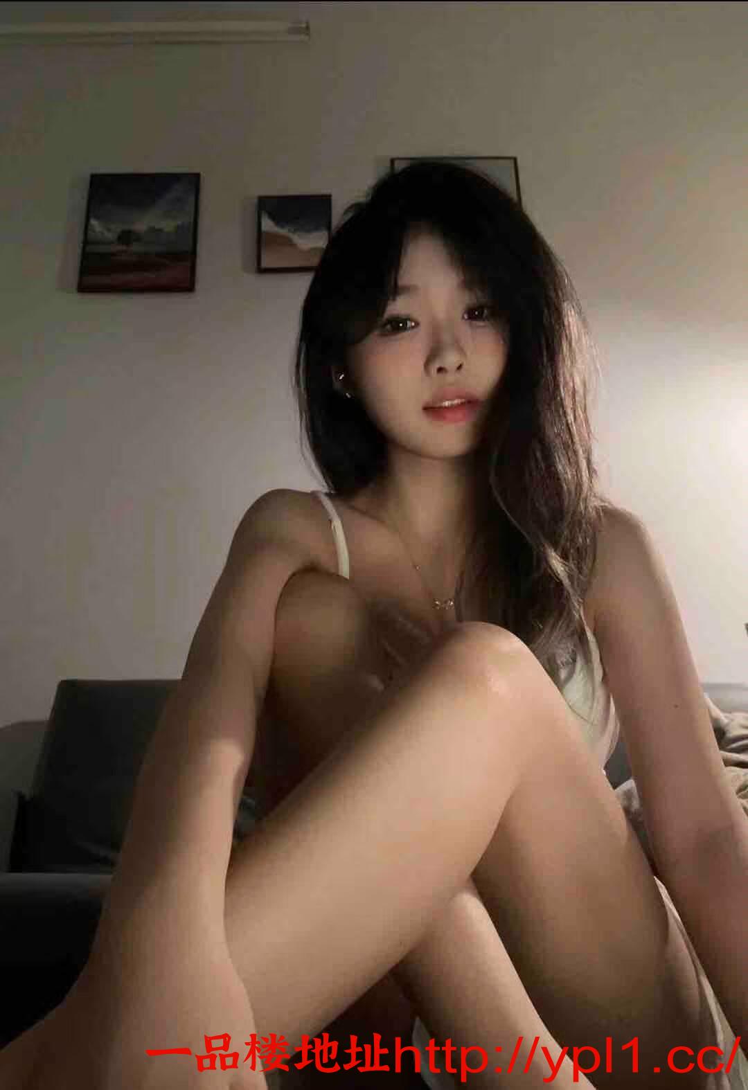 蜀山高颜值美女胸大水多多