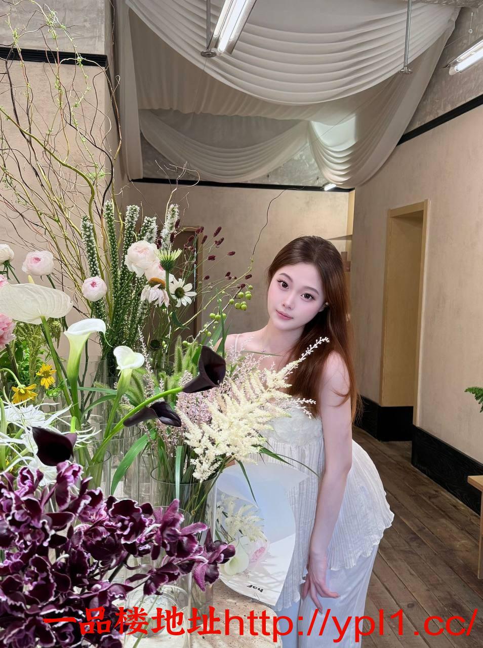 极品妹妹皮肤很滑嫩