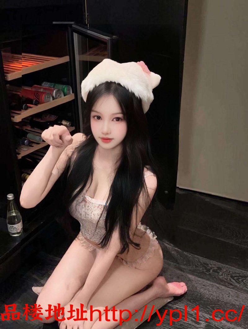 粉嫩听话鲍鱼逼小甜妹