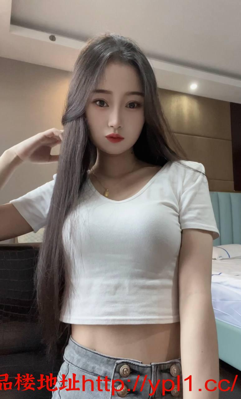 小萝莉粉嫩水多可爆操可五套三通内射