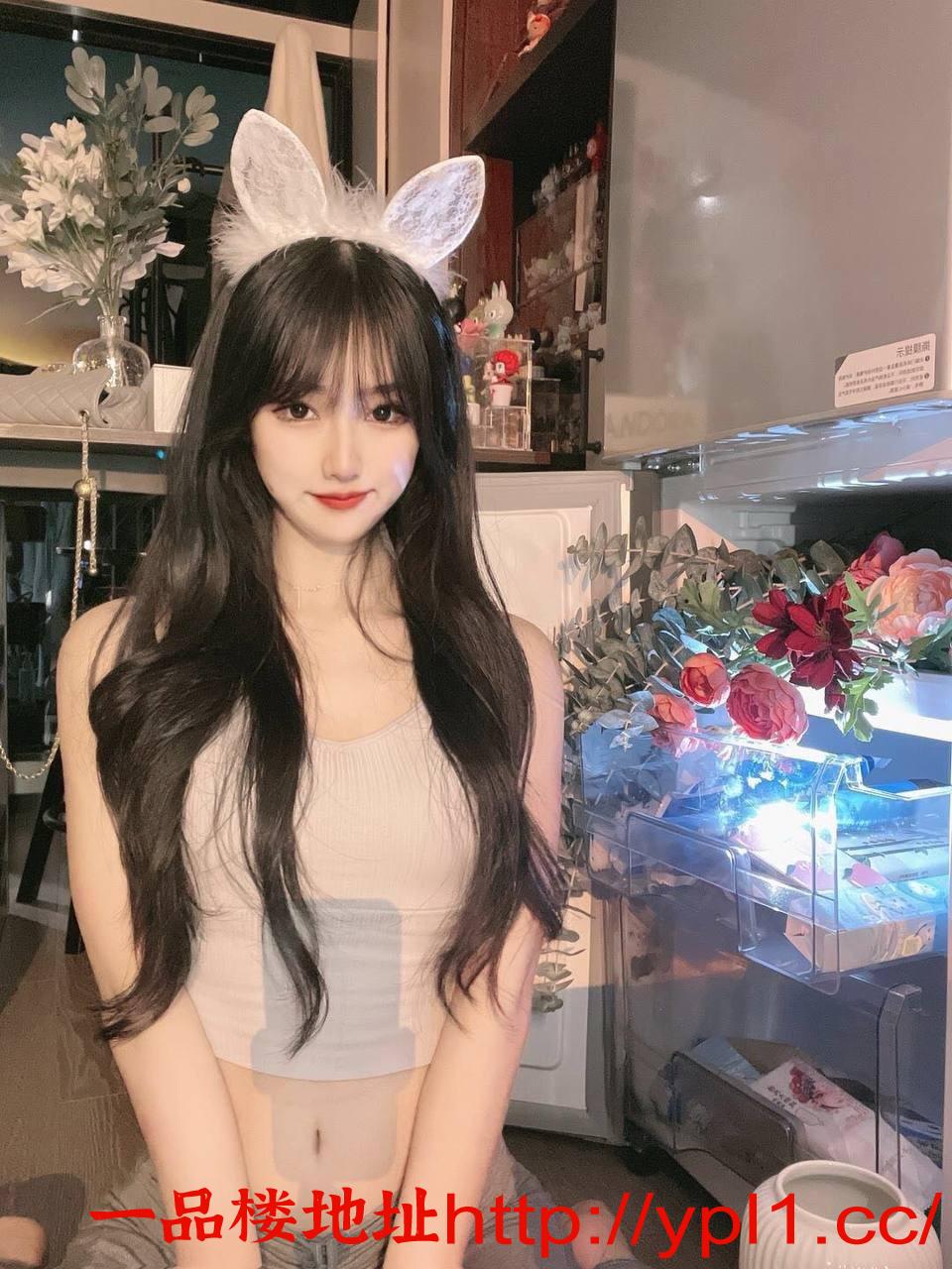 极品翘臀黑丝三粉嫩逼紧水多易潮