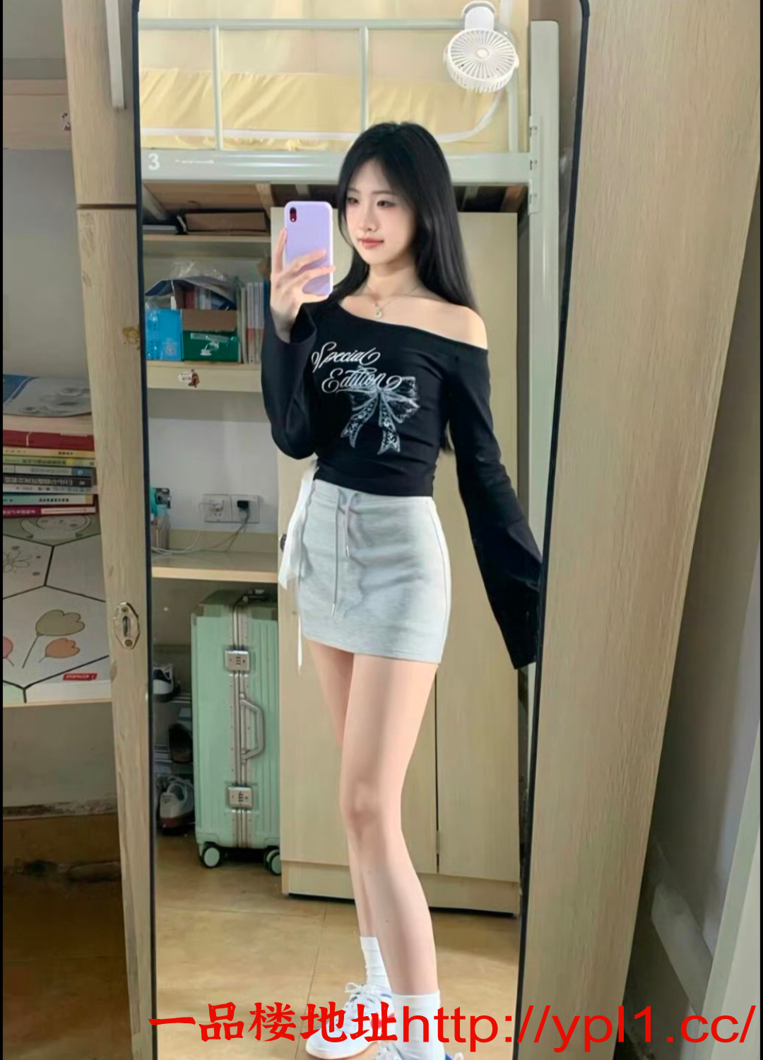 古风制服诱惑学生妹粉嫩逼紧会舔可吞精