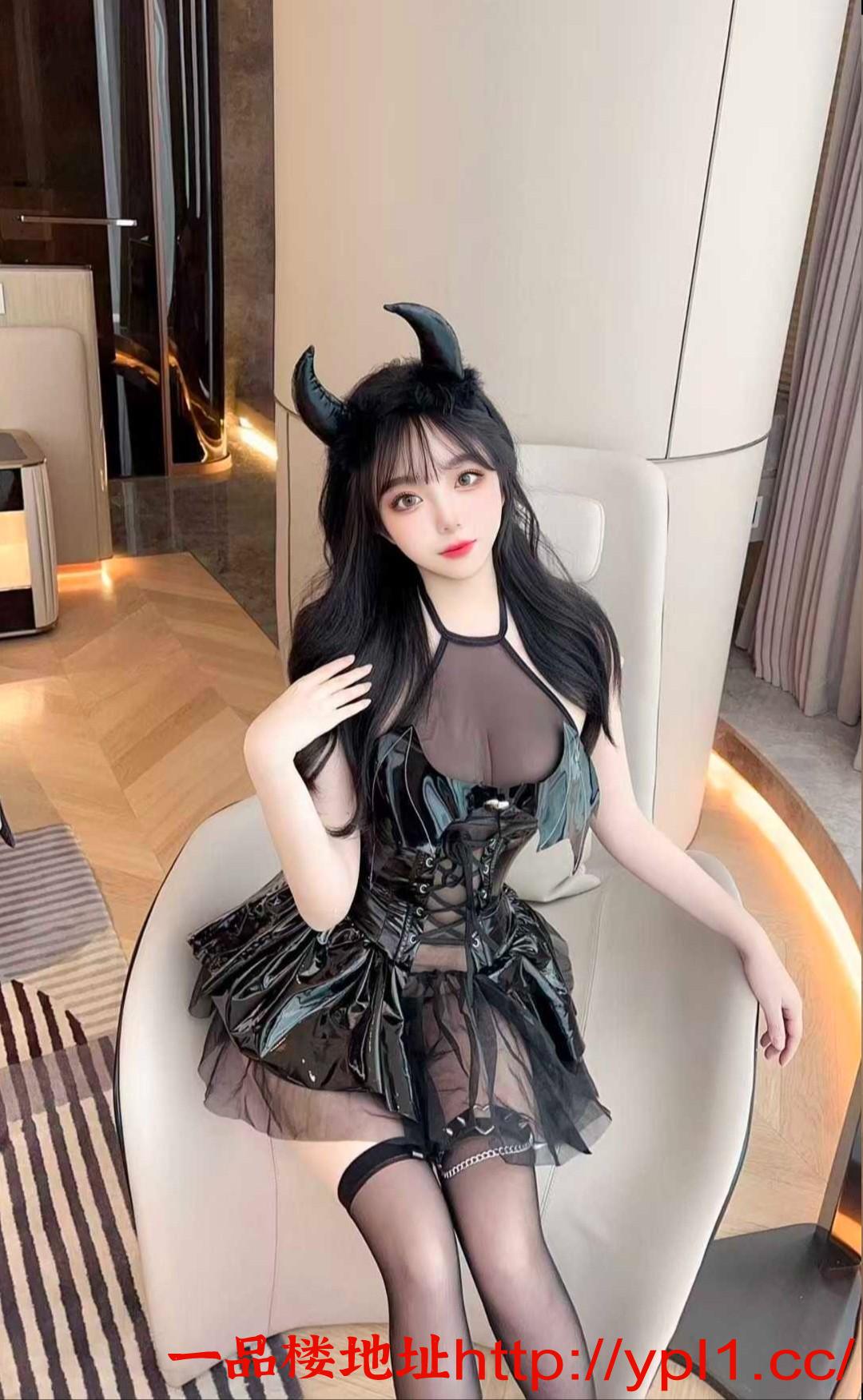 丰满性感迷人少女粉嫩穴紧水多可吞精