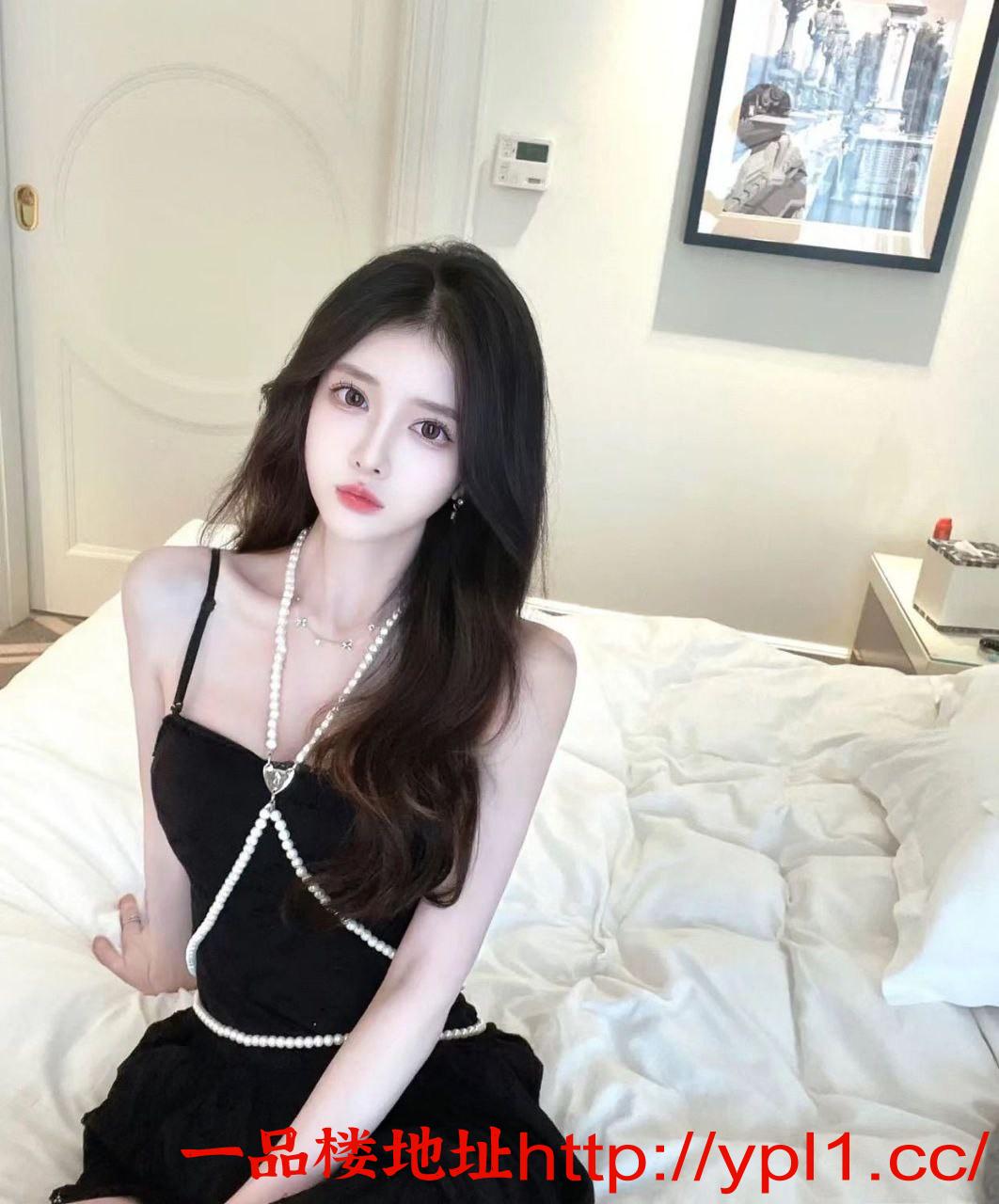 纯欲翘臀大奶三粉嫩逼紧水多易高潮