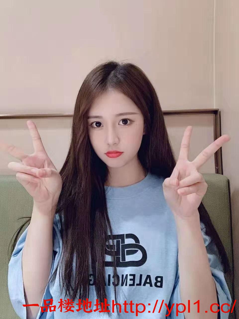 极品翘臀黑丝三粉嫩逼紧水多易潮