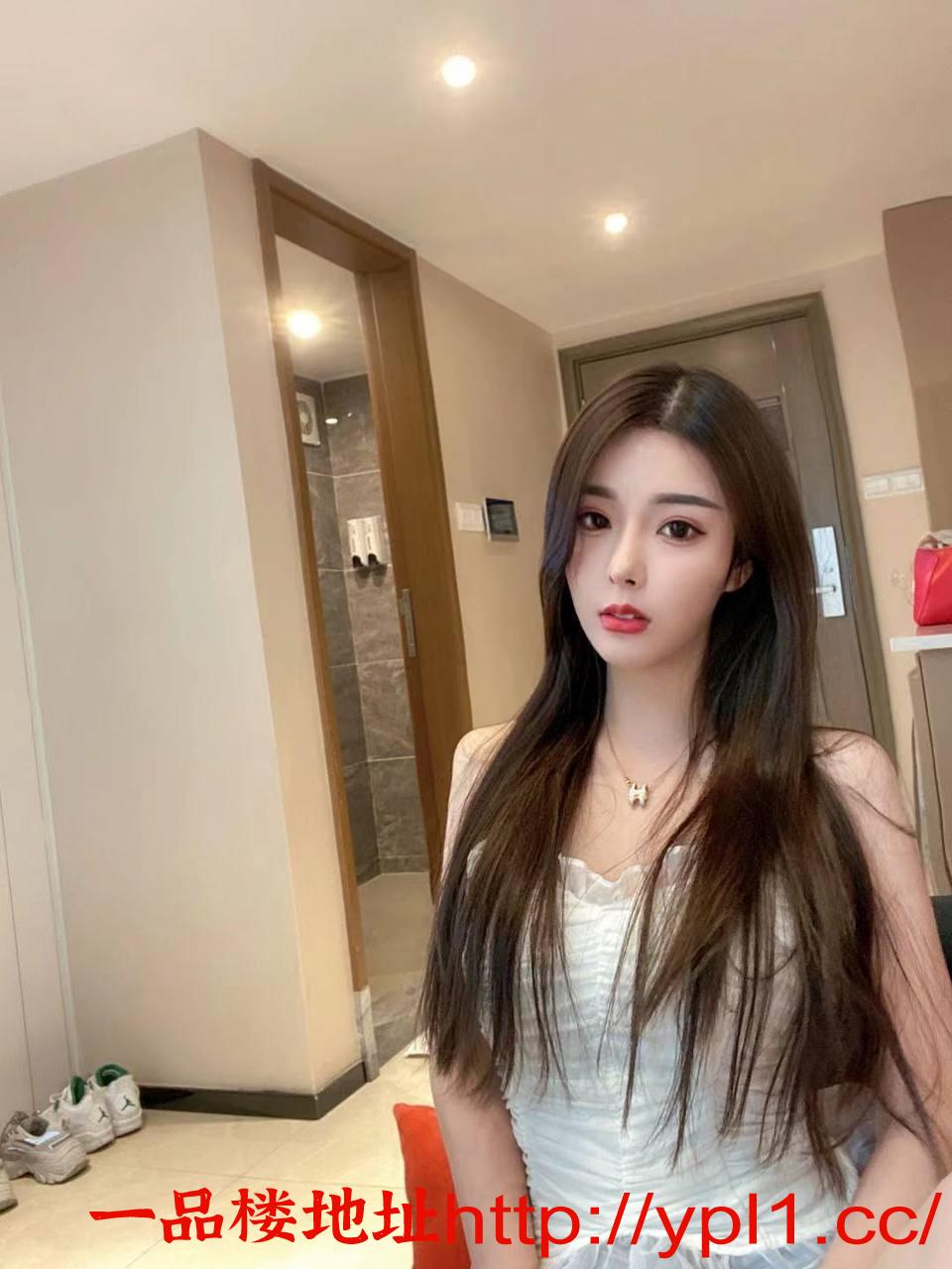 性感黑丝翘臀三粉嫩逼小萝莉逼紧水多可无套